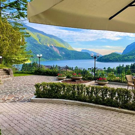 Hotel Miralago Wellness - Adults Only Molveno Exterior photo